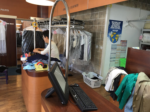 Dry Cleaner «Cleaners La Jolla», reviews and photos, 6902 La Jolla Blvd A, La Jolla, CA 92037, USA