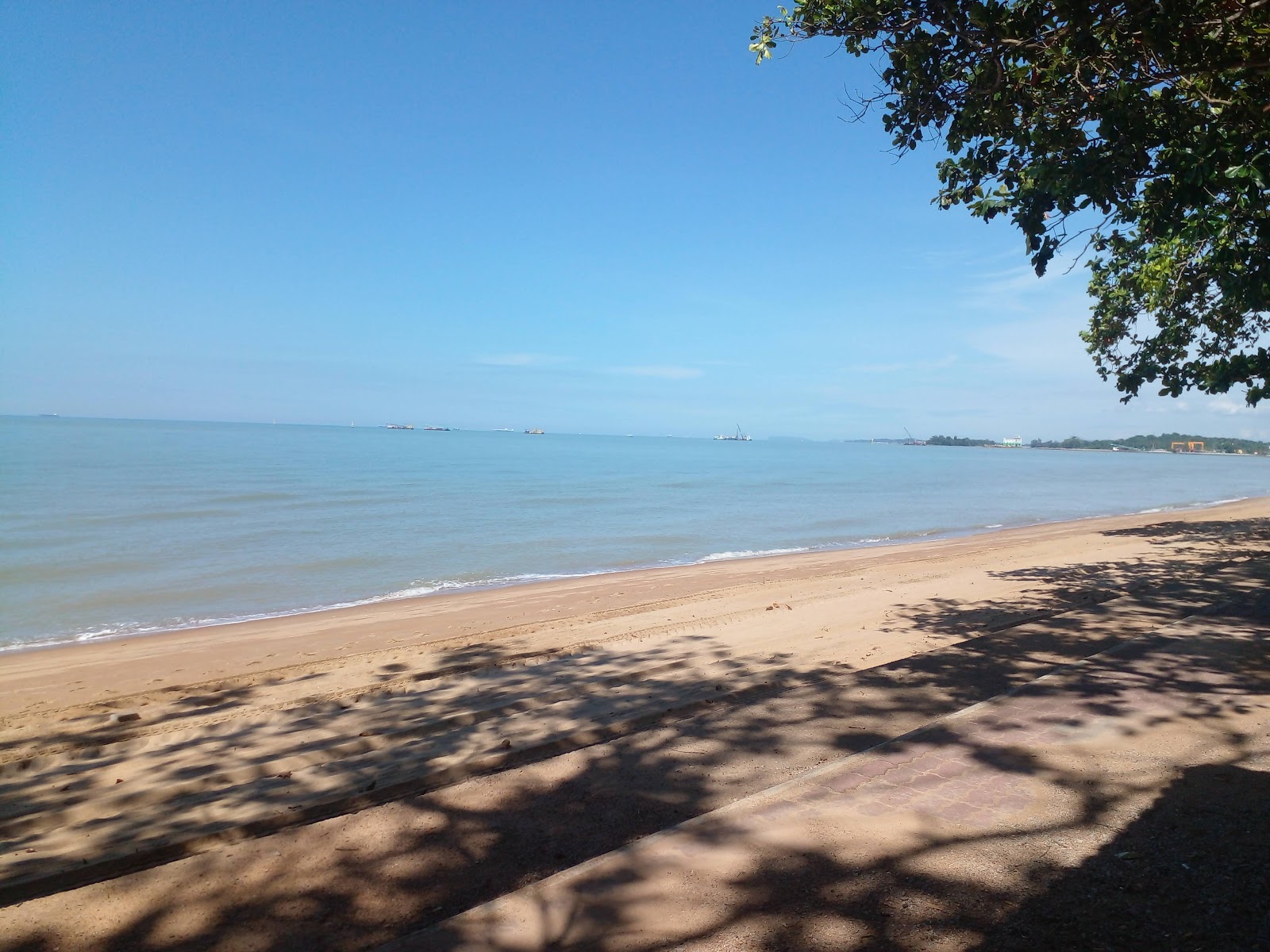 Puteri Beach II photo #9