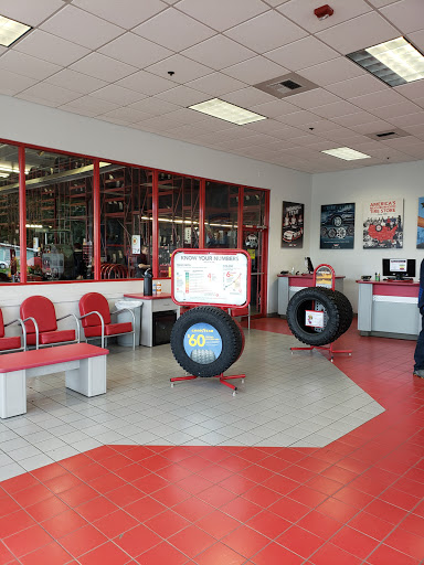 Tire Shop «Discount Tire Store - Bremerton, WA», reviews and photos, 5034 WA-303, Bremerton, WA 98311, USA