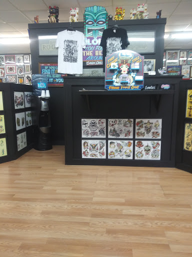 Tattoo Shop «Control Tattoo», reviews and photos, 1325 S Washington Ave, Titusville, FL 32780, USA