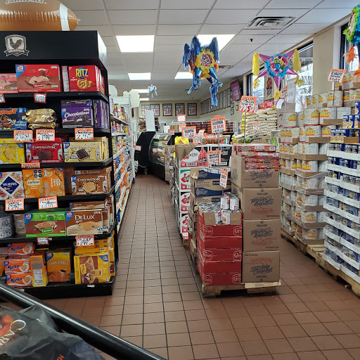Grocery Store «Mendoza Grocery II», reviews and photos, 515 N Cedar Lake Rd, Round Lake, IL 60073, USA