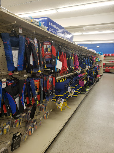 Marine Supply Store «West Marine», reviews and photos, 3905 W Cypress St, Tampa, FL 33607, USA