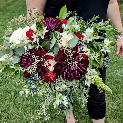 Florist «Kent Floral Co.», reviews and photos, 1109 S Water St, Kent, OH 44240, USA