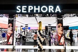 Sephora @ Broadway Shopping Centre image