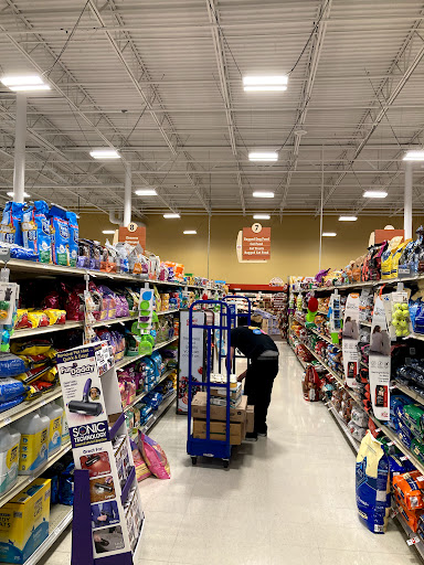 Supermarket «Giant Eagle Supermarket», reviews and photos, 21593 Lorain Rd, Fairview Park, OH 44126, USA