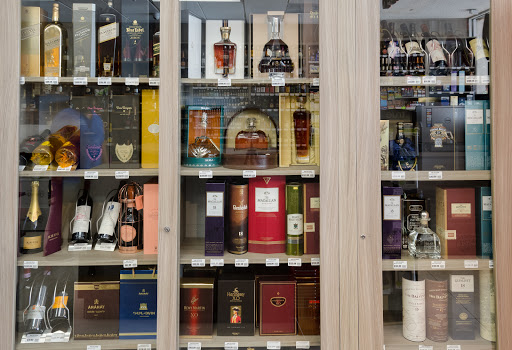 Wine Store «Sunny Isles Liquors», reviews and photos, 18180 Collins Ave, Sunny Isles Beach, FL 33160, USA