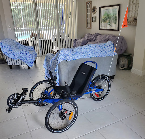 Bicycle Store «Village Bike and Paddle», reviews and photos, 8965 SE Bridge Rd #100, Hobe Sound, FL 33455, USA