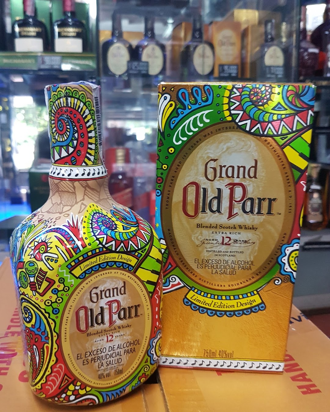 Helena Licoreria Bar