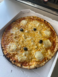 Plats et boissons du Pizzas à emporter Pizza De La Strada à Chasse-sur-Rhône - n°1