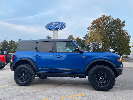 Ford Dealer «Pundmann Ford», reviews and photos, 2727 W Clay St, St Charles, MO 63301, USA