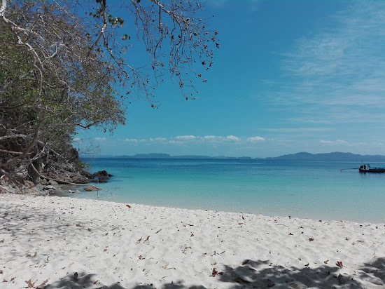 Koh Bulon Pai Beach