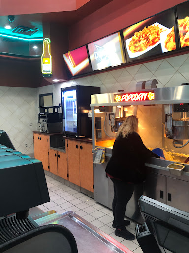 Movie Theater «Regal Cinemas Shadowood 16», reviews and photos, 9889 Glades Rd, Boca Raton, FL 33434, USA