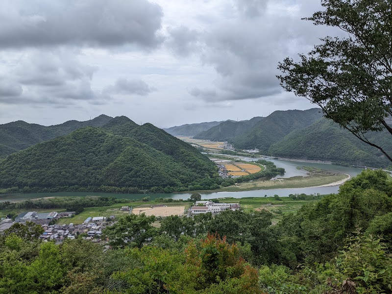 八幡山城跡（有年山城跡）