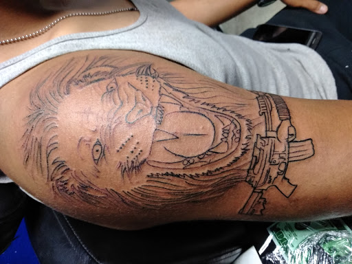 Tattoo Shop «Body Art Tattoos & Piercing», reviews and photos, 2109 Buffalo St #1, San Antonio, TX 78211, USA