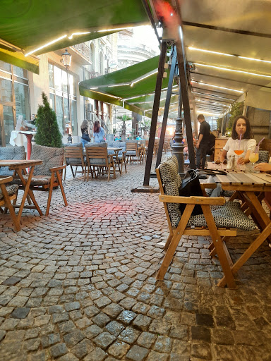 Bucharest Garden