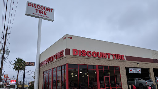 Tire Shop «Discount Tire Store - Humble, TX», reviews and photos, 20130 US-59, Humble, TX 77338, USA