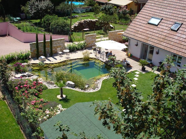 https://www.weizel-gartenbau.de/