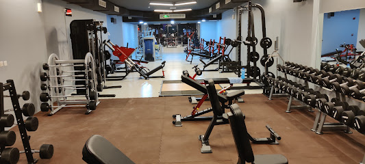 Fiton Fitness Gym - building 212 road 5803 zinj 0358, Manama, Bahrain