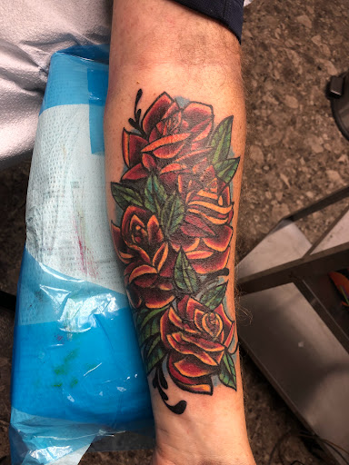 Tattoo Shop «Talon Studio Tattoo», reviews and photos, 14 S Main St, Boonsboro, MD 21713, USA