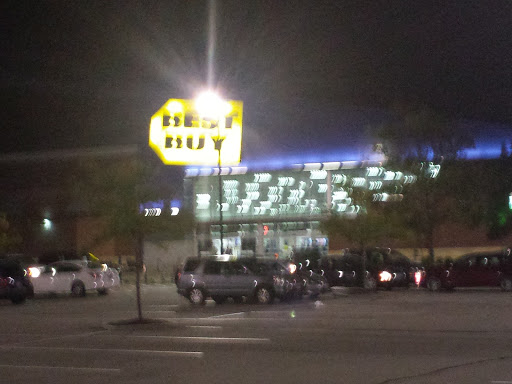Electronics Store «Best Buy», reviews and photos, 680 E Waterfront Dr, Munhall, PA 15120, USA