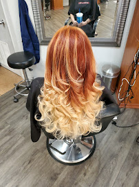 Karisma Full Service Beauty Salon - Photo 4 - Car repair in Spring Hill, FL, Spring Hill