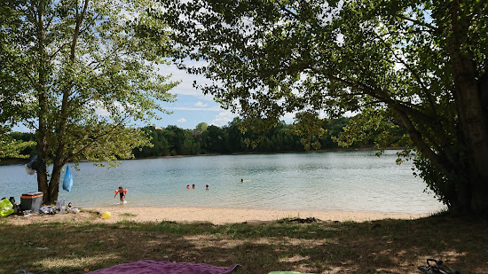 Roucarie Lake Beach