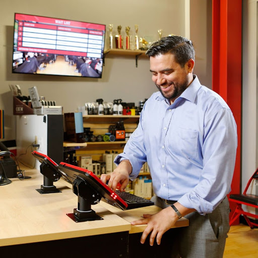 Hair Salon «Sport Clips Haircuts of Owensboro», reviews and photos, 5140 Frederica St, Owensboro, KY 42301, USA