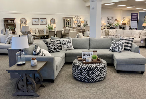 Furniture Store «Raymour & Flanigan Furniture and Mattress Store», reviews and photos, 2100 NJ-38, Cherry Hill, NJ 08002, USA