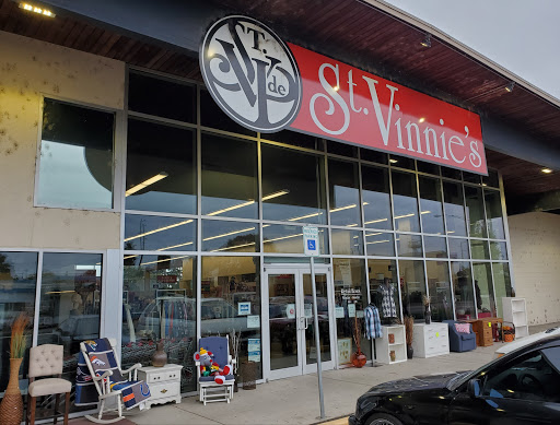 Clothing Store «St. Vincent de Paul Retail Thrift Store», reviews and photos, 333 Pacific Hwy W, Junction City, OR 97448, USA