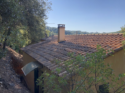 ARTISAN CLAUDI COUVERTURE CHARPENTE SPÉCIALISTE EN ÉTANCHÉITÉ Réparation Toiture Couvreur devis gratuit 83 Var Fréjus Puget à Puget-sur-Argens