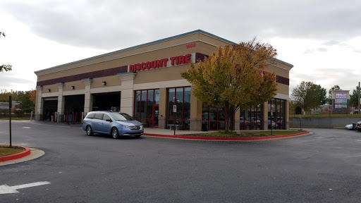 Discount Tire Store - Cumming, GA, 1600 Market Pl Blvd, Cumming, GA 30041, USA, 