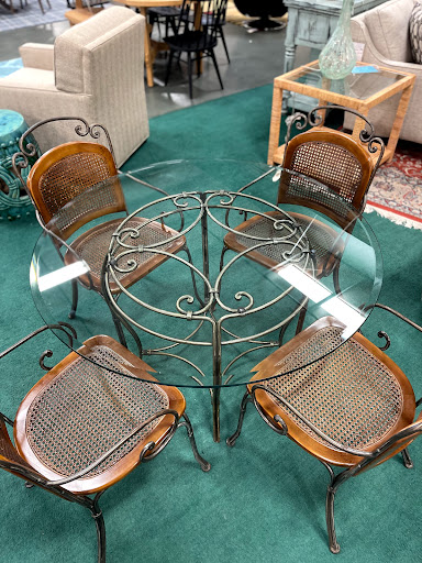 Consignment Shop «Middlebury Consignment», reviews and photos, 1365 Whittemore Rd, Middlebury, CT 06762, USA