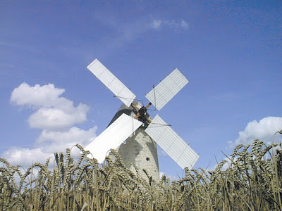 Moulin à vent du Cluzelet à Jonzac
