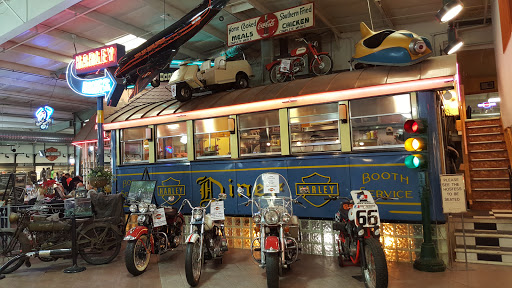 Harley-Davidson Dealer «South East Harley-Davidson», reviews and photos, 23105 Aurora Rd, Bedford Heights, OH 44146, USA