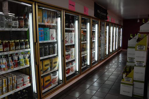 Liquor Store «Paris West Wood Wines & Liquor», reviews and photos, 1220 W Wood St, Paris, TN 38242, USA