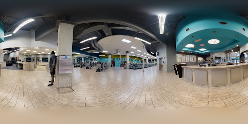 Health Club «Onelife Fitness - Burke Gym», reviews and photos, 9250 Old Keene Mill Rd, Burke, VA 22015, USA