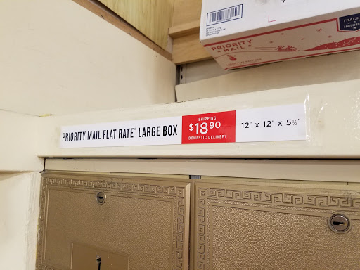 Post Office «Hallmark Store w/ Small Post Office», reviews and photos, 18030 Brookhurst St B, Fountain Valley, CA 92708, USA