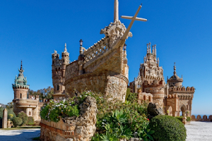 Colomares Castle image