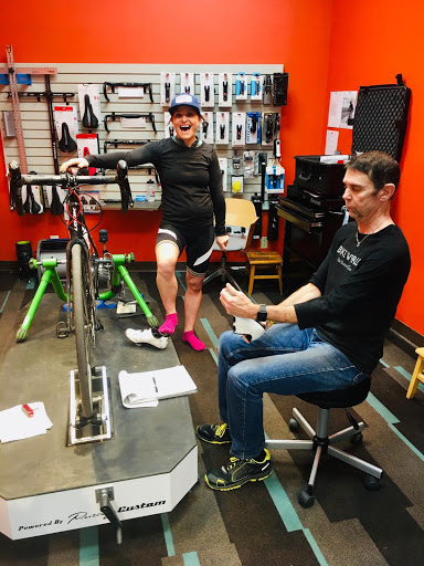 Bicycle Repair Shop «Bike World in Alamo Heights», reviews and photos, 5911 Broadway St, Alamo Heights, TX 78209, USA