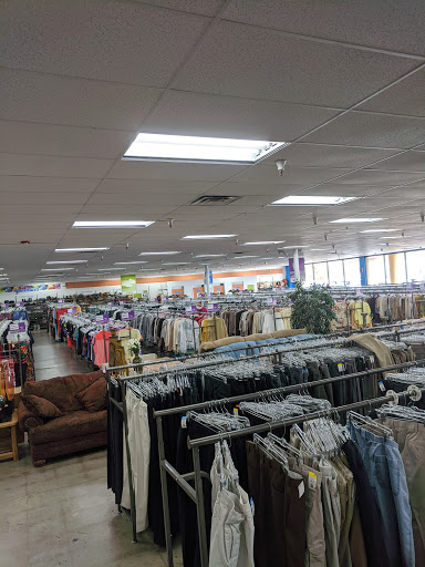 Clothing Store «Iron Springs Goodwill Retail Store & Donation Center», reviews and photos