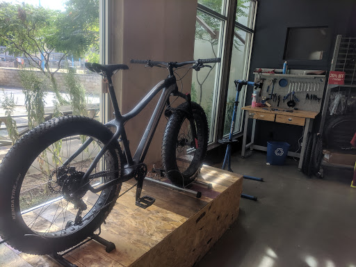 Bicycle Store «Fyxation Bicycle Company», reviews and photos, 2943 N Humboldt Blvd, Milwaukee, WI 53212, USA