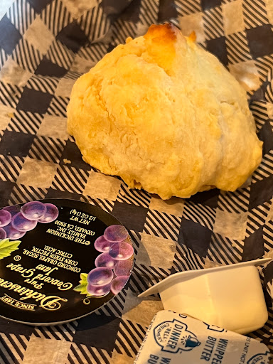 American Restaurant «Cracker Barrel Old Country Store», reviews and photos, 2920 Hospitality St, Tallahassee, FL 32303, USA