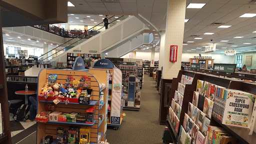 Book Store «Barnes & Noble», reviews and photos, 1430 Plaza Pl, Southlake, TX 76092, USA