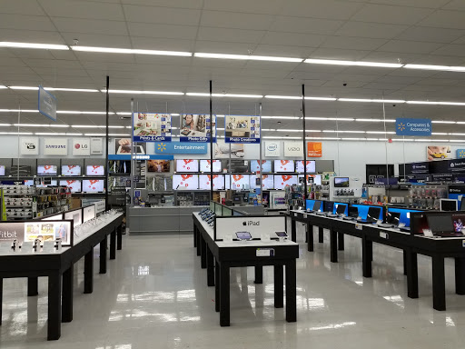 Department Store «Walmart Supercenter», reviews and photos, 5323 E Court St N, Burton, MI 48509, USA