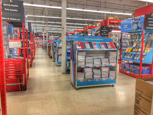 Office Supply Store «Staples», reviews and photos, 800 Rostraver Rd, Belle Vernon, PA 15012, USA