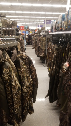 Sporting Goods Store «Academy Sports + Outdoors», reviews and photos, 120 Woody Jones Blvd, Florence, SC 29501, USA