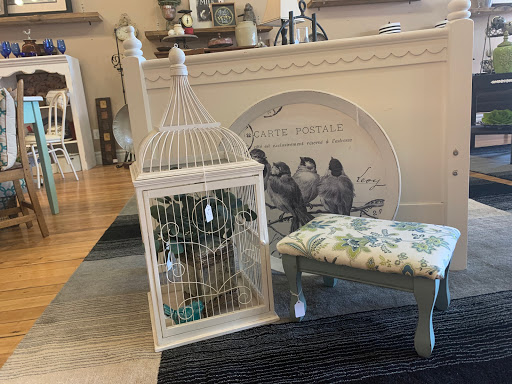 Consignment Shop «The Boulevard Boutique», reviews and photos, 5 S Washington St, Oxford, MI 48371, USA