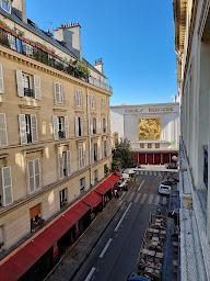 Photo n°35 de Folie's café à Paris ()