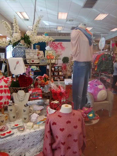 Gift Shop «Magpies Gifts», reviews and photos, 5000 Bellaire Blvd, Bellaire, TX 77401, USA