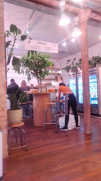 Atmosphère du Restaurant végétalien Wild & The Moon - Amelot - Restaurant vegan à Paris - n°19